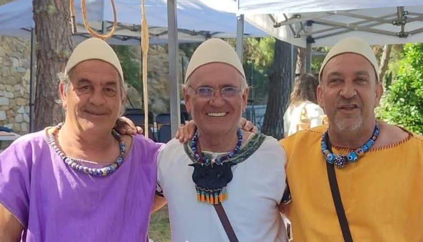 Toni Gaya García, Maestro e investigador